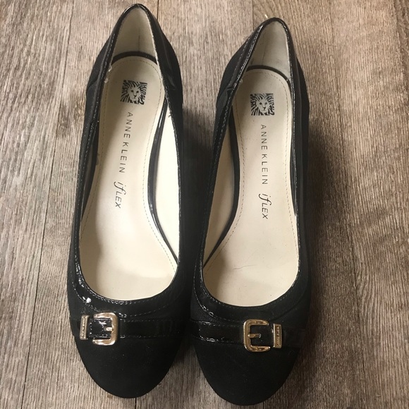 Anne Klein Size 6.5 Leather Chunky Heels - Picture 2 of 6